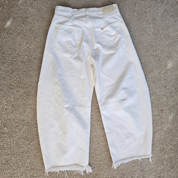 Citizens of Humanity Women's Horseshoe Barrel Leg Jeans Size 30 White Button Fly - Picture 6 of 12